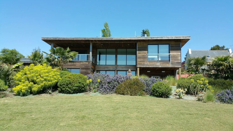 Villa de charme en bois avec piscine à La Baule