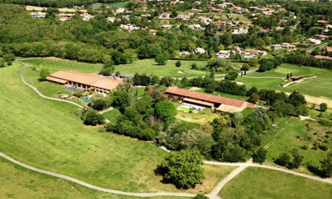 Estolosa Golf &amp; Country Club