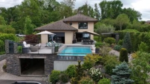 Evian, villa bord de lac avec piscine